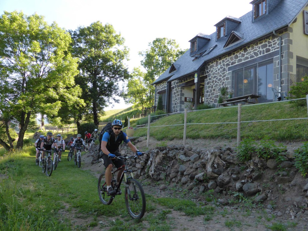 gite du puy mary-cantal-balade velo (2)