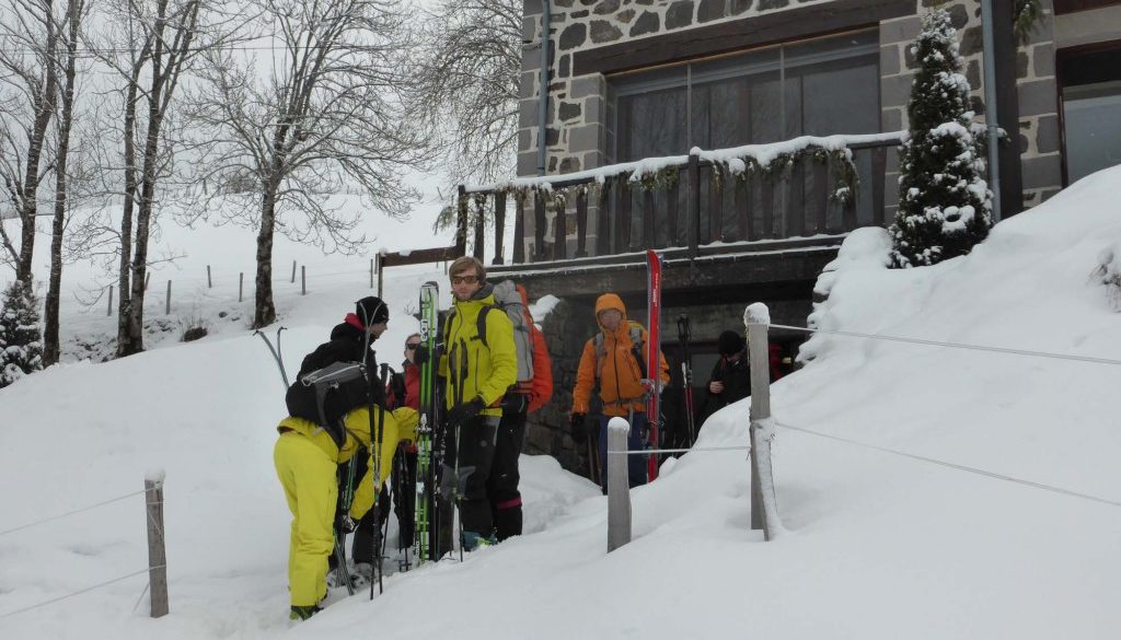 gite du puy mary-cantal-hiver-neige (1)