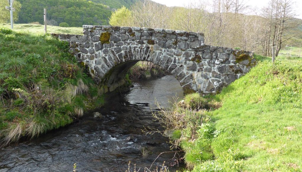 gite du puy mary-le claux-cantal-partimoine (13)