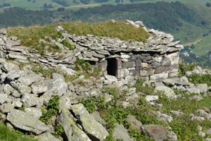 gite du puy mary-le claux-cantal-partimoine (16)